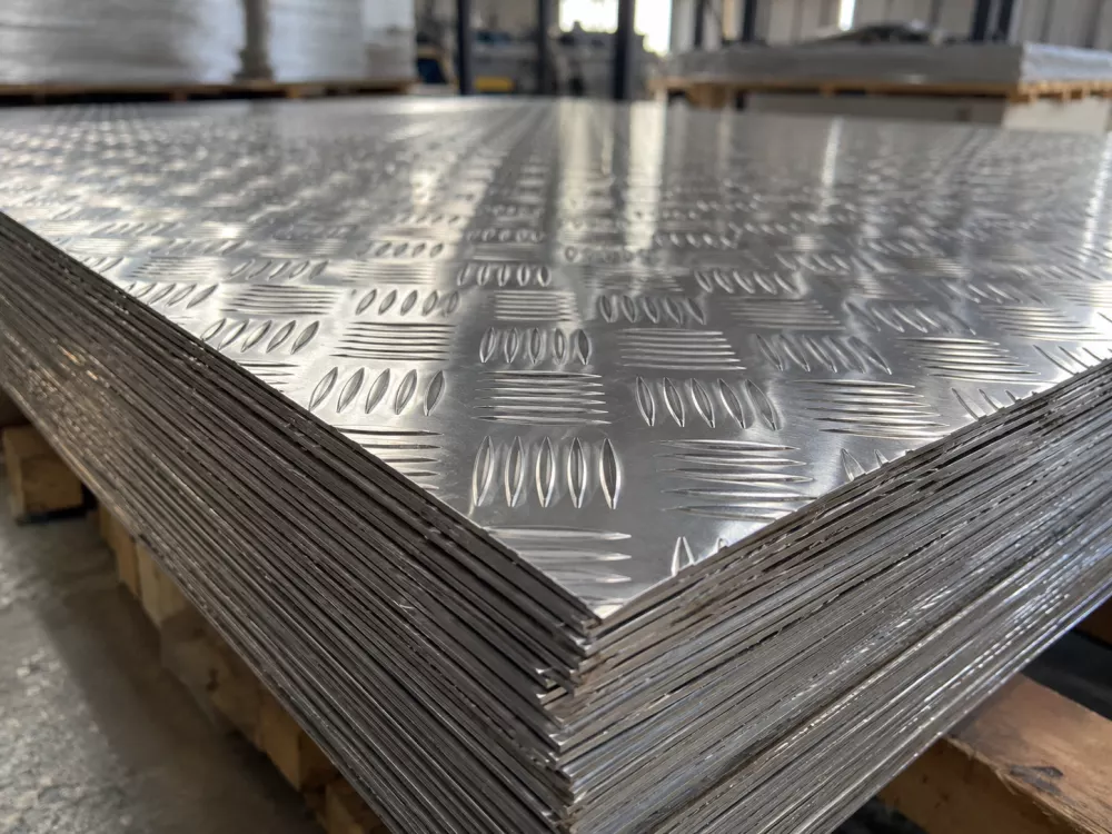 5052 GRADE 5 B CHECKER PLATE 1.6MM
